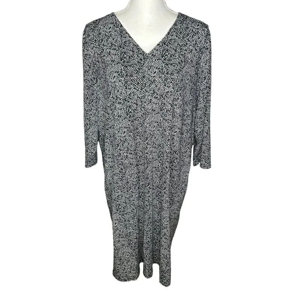 J. Jill Wearever  Collection V-Neck Black Printed And White Stretch Dress L